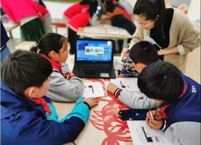 人工智能课程设计，如何从“等车来”转换为“先上车”？